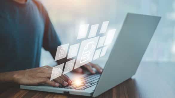Modelo de Factura Electrónica de Venta con validación en tiempo real ante la DIAN