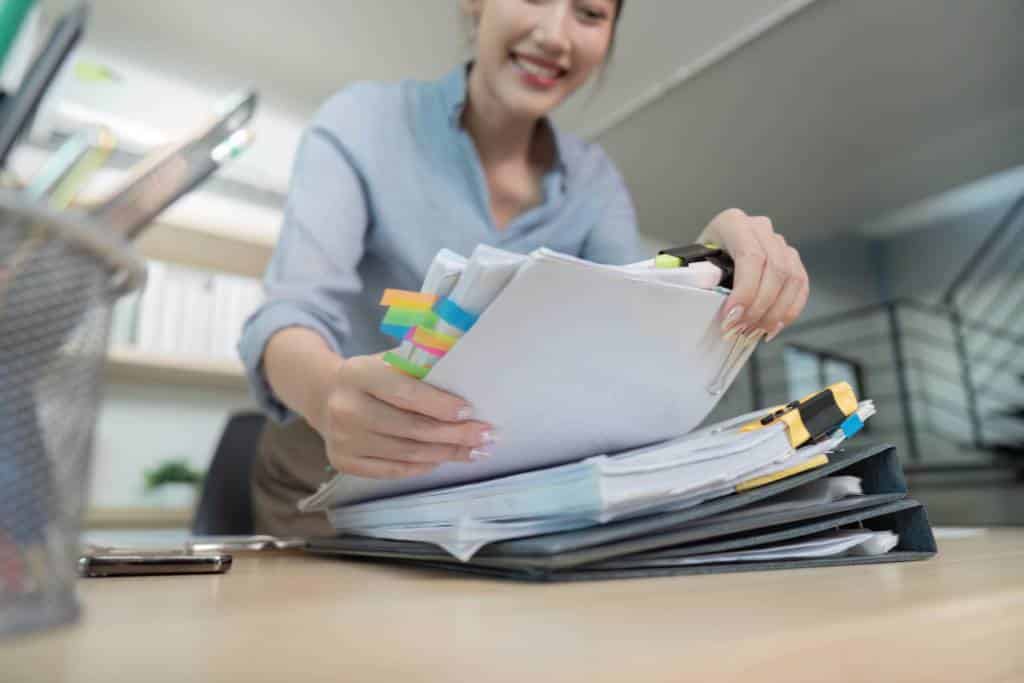 Ventajas de externalizar la organización y digitalización de documentos
